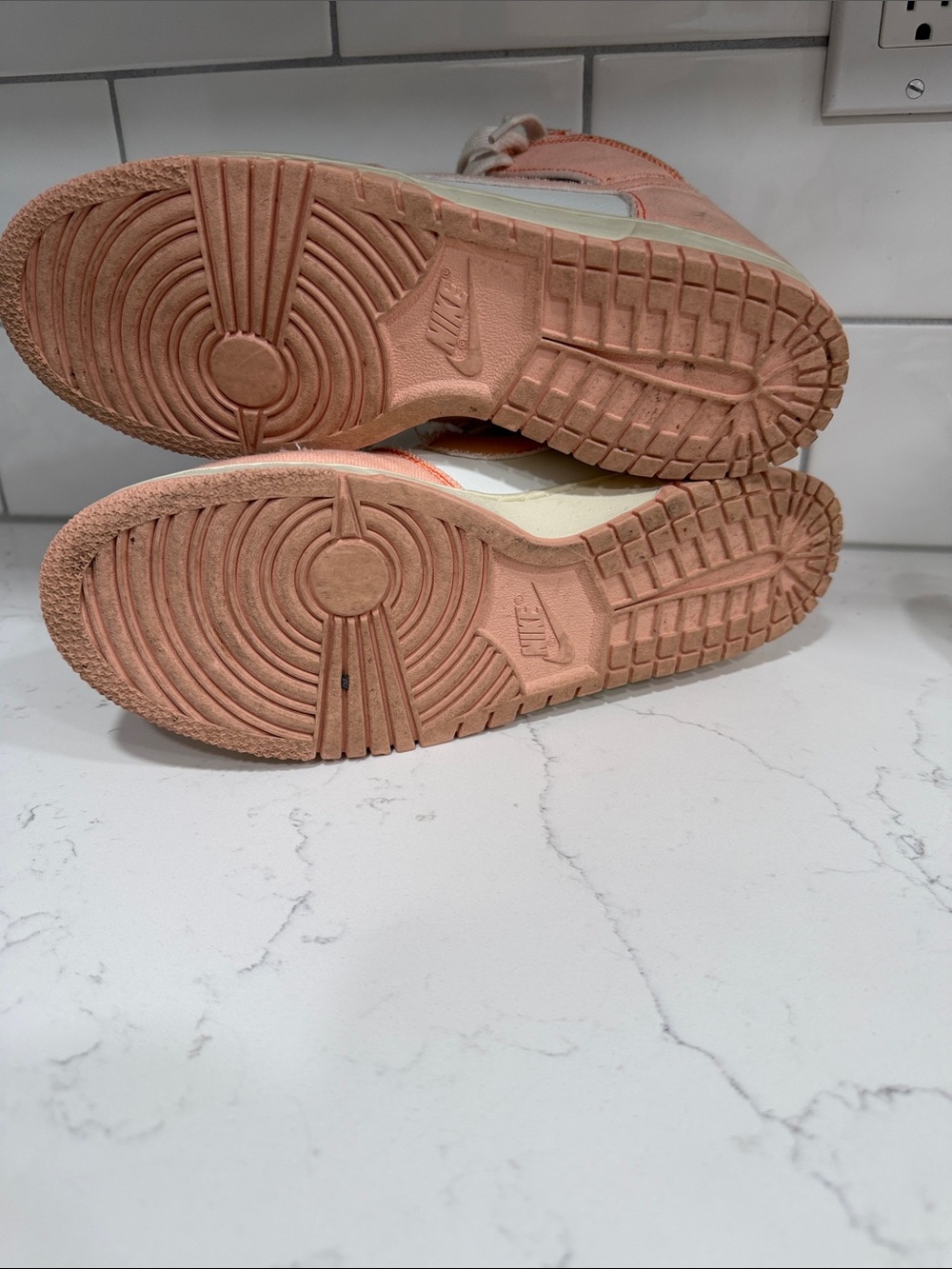 Nike Women’s High-Top Sneakers in White and Peach - Picture 3 of 3